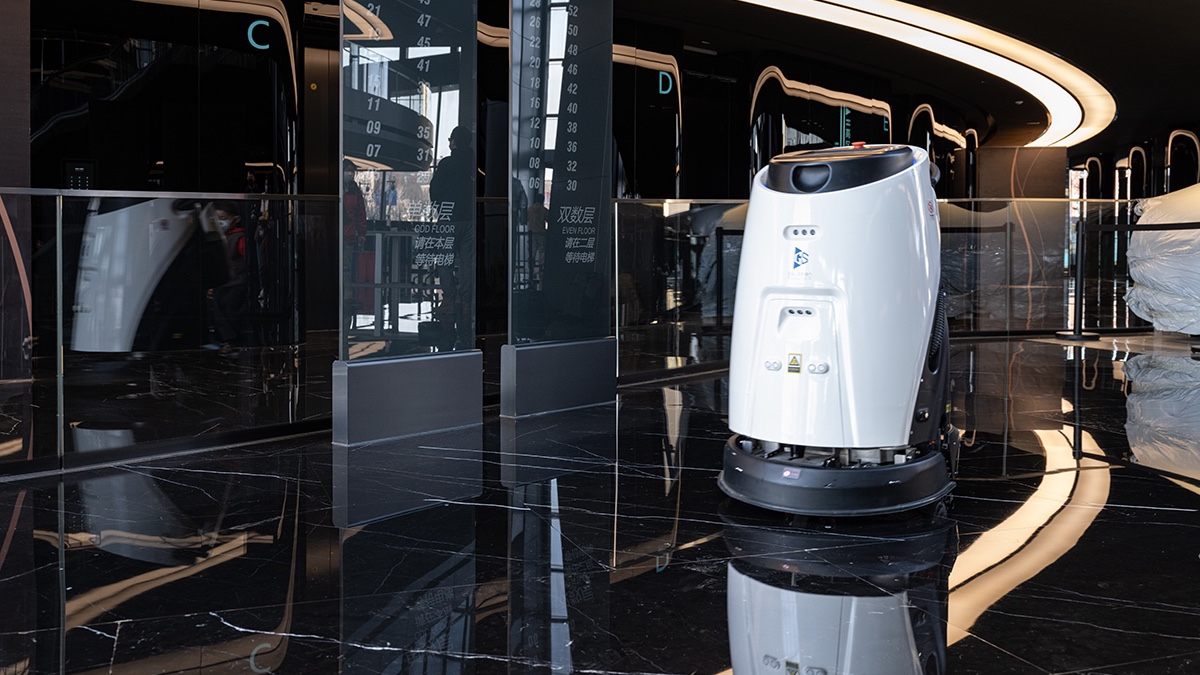 保潔員成最缺工職業，機器代替人工勢在必行